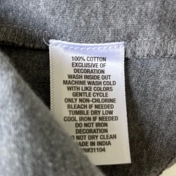 •Crown & Ivy Kids• Long Sleeved Dog Top - Size Medium - Picture 7 of 8